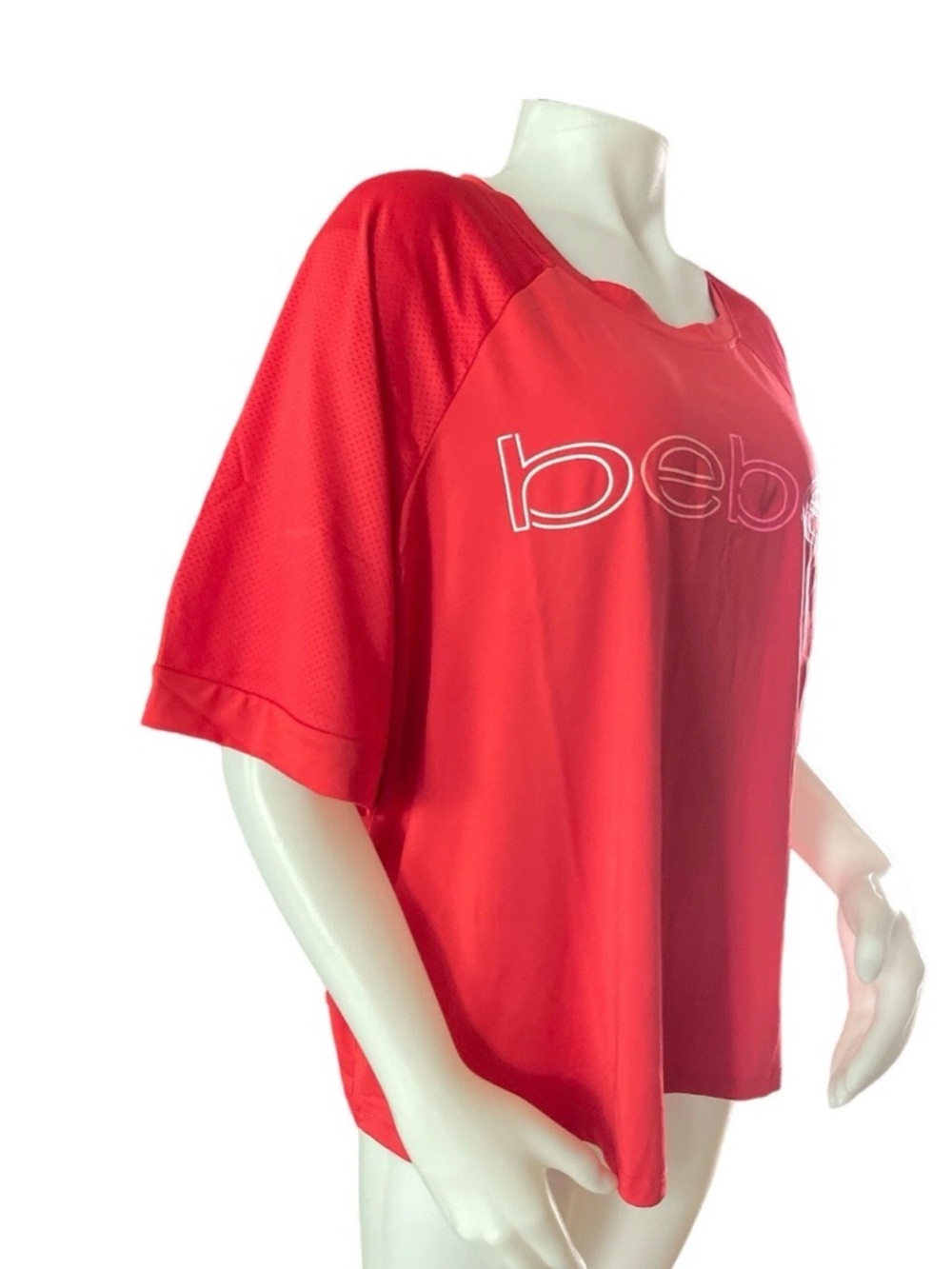 🪻bebe Bright Red Logo Short Sleeve Tee